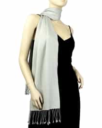 Thin silk scarf, 女裝, 手錶及配件, 絲巾- Carousell